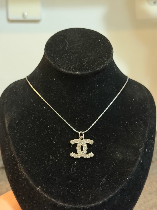 Jewelry - CC Pendant Necklace